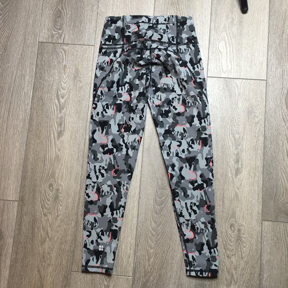 Sweaty Betty The Power 7/8 Length Elephant Camo High Rise Legging Black XXS - Picture 3 of 10